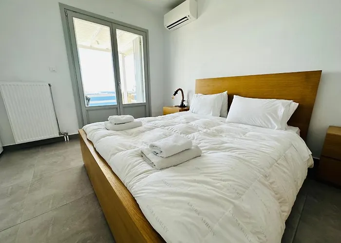 Seaview & Jacuzzi Summer *