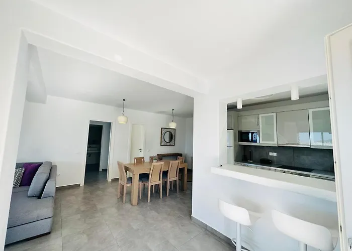 Apartment Seaview & Jacuzzi Summer *