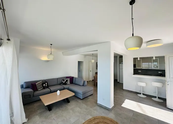 Seaview & Jacuzzi Summer Apartment Agios Stefanos (Mykonos)