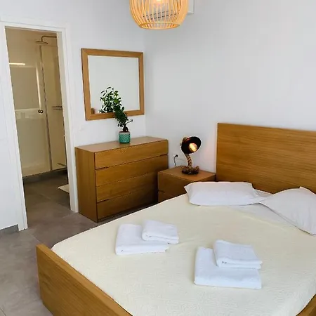 Seaview & Jacuzzi Sea View آغيوس ستيفانوس